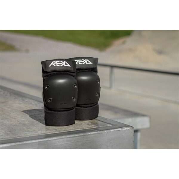 RKD630 REKD Ramp Elbow Pads Promo 01 REKD Ramp Elbow Pads