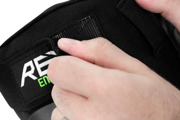 RKD690 REKD Energy Patrol Knee Pads Black Cap Detail 2 REKD Energy Patrol Knee Pads