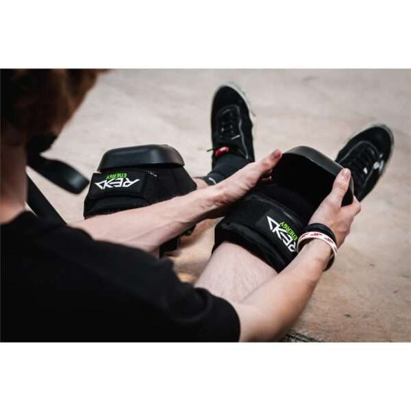 RKD690 REKD Energy Patrol Knee Pads Black Cap Lifestyle 2 REKD Energy Patrol Knee Pads